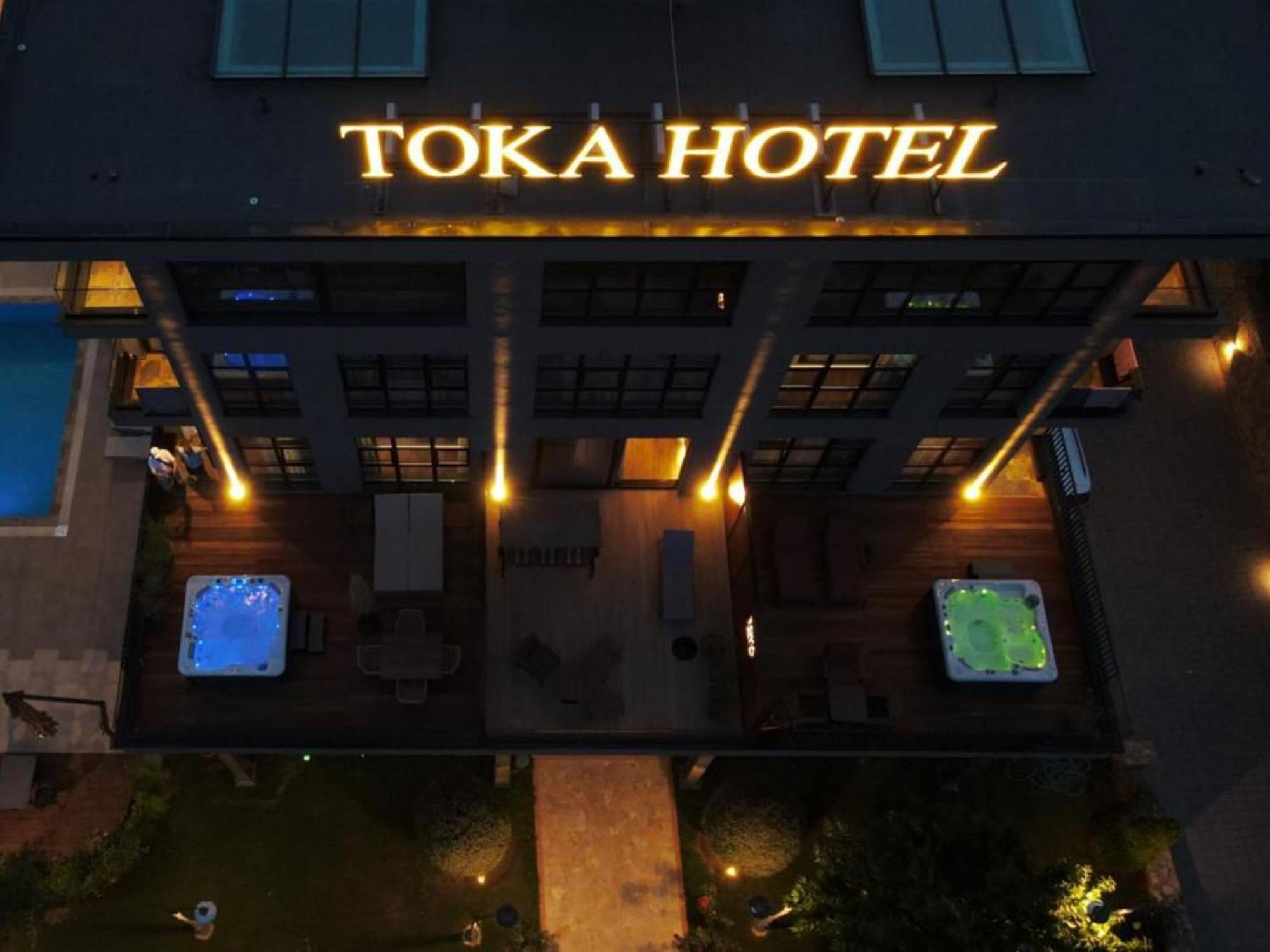 Toka Hotel Restaurant Udenisht Exterior photo